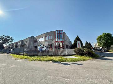 CAPANNONE A CARATE BRIANZA