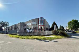 CAPANNONE A CARATE BRIANZA