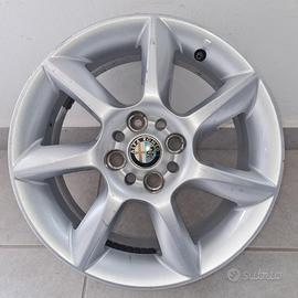 1 Cerchi da 15' in Lega - Alfa Romeo - Mito 156097
