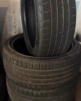 Gomme invernali 205/40-17 84v