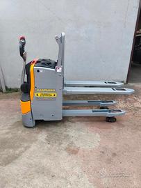 Transpallet elettrico doppia alzata still exu h18