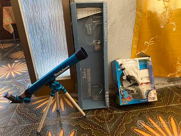 Set telescopio e microscopio giocattolo