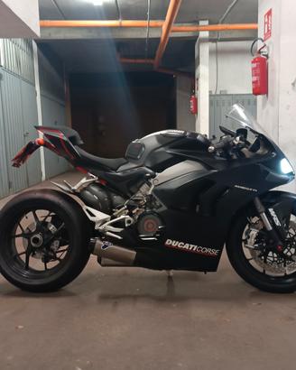 Ducati Panigale v4 2019