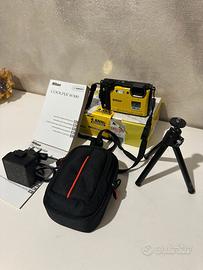 Macchina Fotografica Nikon Coolpix W300 + Gadget