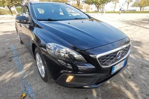 Volvo V40 Cross Country D2 Summum - 2016