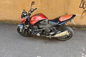 Kawasaki Z1000 accetto permute con scooter