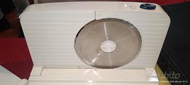 affettatrice elettrica