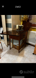 Macchina per cucire con mobile