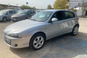 Alfa Romeo 147 1.9 JTD (120) 5 porte Progression
