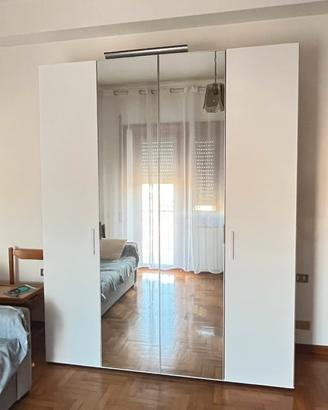 Armadio bianco , 4 ante ( 2 ante specchio