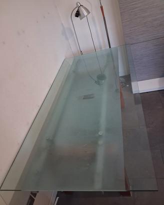 Tavolo in vetro 