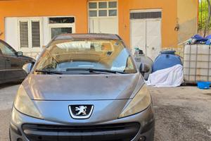 Si vende peugeot 207