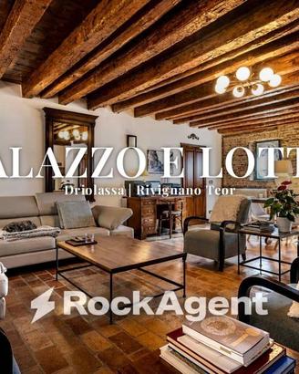 Attività / Licenza di 915 m² con più di 5 locali a
