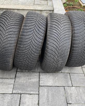4 gomme invernali Firestone  235 /55 R 18 104 h
