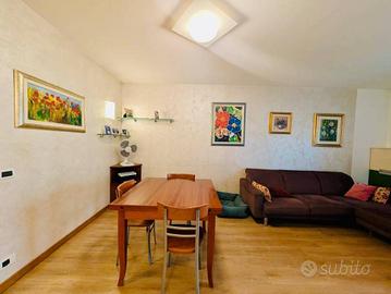 Appartamento di 100 m² con 4 locali e box auto dop