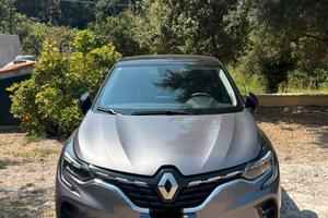 Renault captur full hybride 1.6  145 Cv