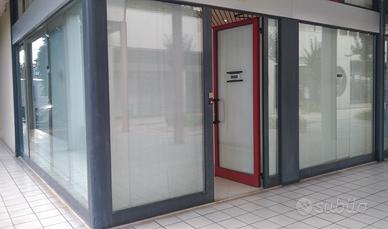 Uffici e locale commerciale a sarmeola di rubano