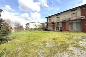 Negozio Santa Maria a Monte [Cod. rif 3289645ACG]