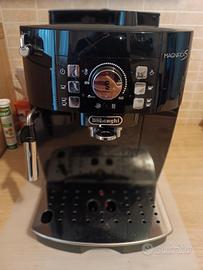 Macchina Caffè usata MAGNIFICA S De'Longhi
