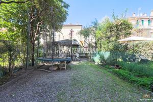 AMPIO QUADRILOCALE CON GIARDINO DI PROPRIETA' E TA