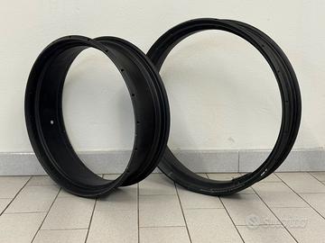 Coppia Cerchi cerchioni canale esterno BMW GS