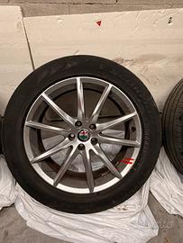 Cerchi 19 con gomme Stelvio-giulia-giulietta-159