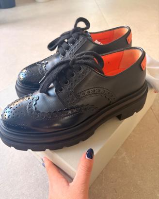 Santoni scarpa stringata