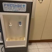 Erogatore distributore acqua  fredda e ambiente