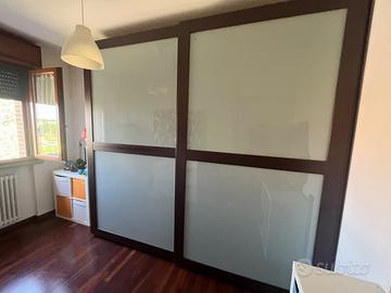 Armadio IKEA marrone