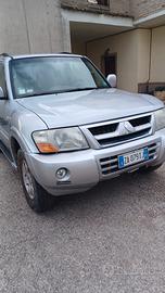 MITSUBISHI Pajero.2 auto leggi annuncio
