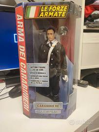 Action figure 25 CM carabiniere "LE FORZE ARMATE"