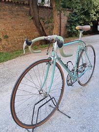 Bianchi mod. Rekord 748