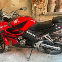 Honda cbr 125 r anno 2004 15.000 km