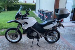 Moto BMW F 650 GS enduro