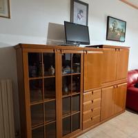 mobilio in legno