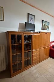 mobilio in legno