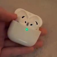 Cuffie airpods 4