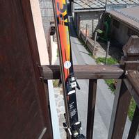 Sci Elan slalom gigante con attacco salom