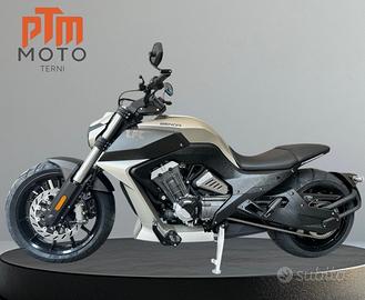 Benda Motorcycles LFC 700 PROMOZIONE E CONSEGNA