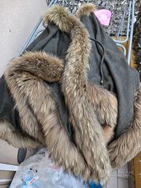 Mantella donna con pelusce di volpe