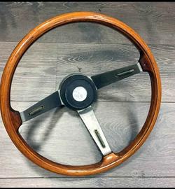 Volante in radica alfa romeo