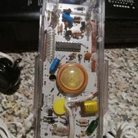 Telefono trasparente vintage