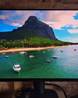 Monitor Gaming OLED 4K 240Hz - Alienware AW2725Q