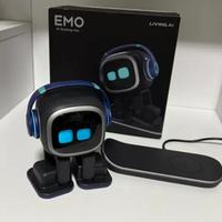Robot Emo livingAi