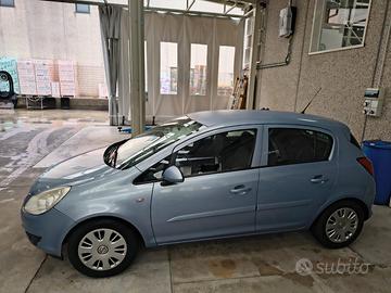 AUTO OPEL CORSA D
