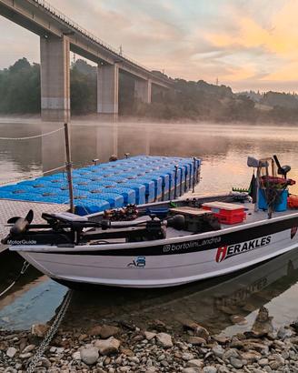 Canadian 434 bassboat