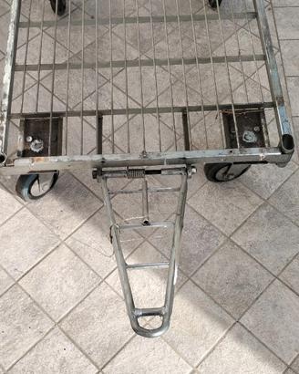 Carrelli