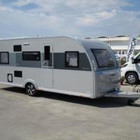 Adria 552PK 7 posti doccia separata, serie special
