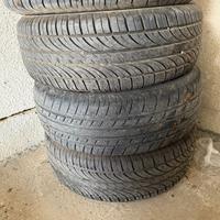 Gomme 215/65/15