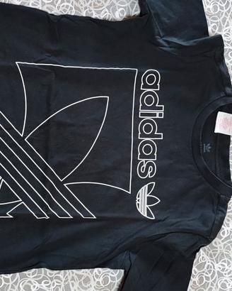 T-shirt Adidas 5€